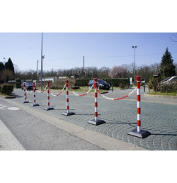 Poteau de balisage monobloc PVC avec base – Bandes réfléchissantes