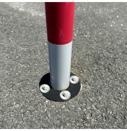 Poteau de balisage à sceller en acier – IDEQUIP