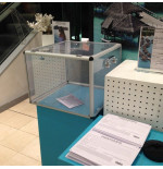 Urne électorale en plexiglas sur pied – Capacité 600 ou 1200 bulletins