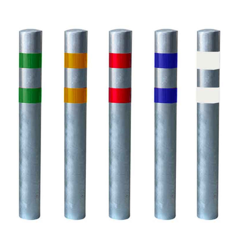 Borne anti-bélier avec bandes réfléchissantes à sceller