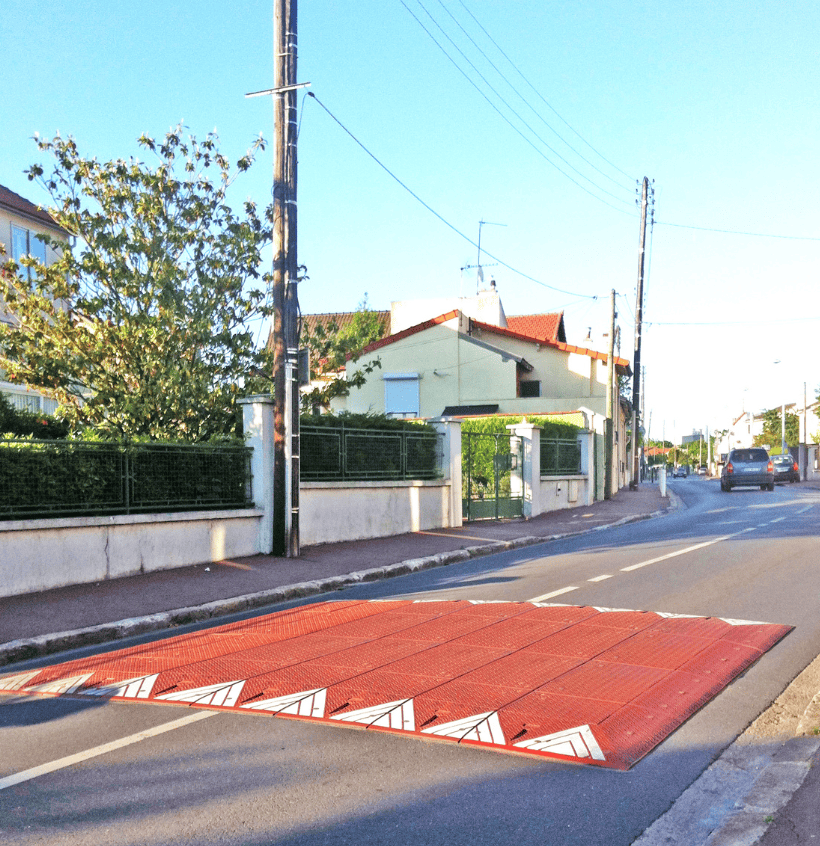 Plateau coussin ralentisseur H65mm sur mesure