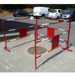 Barrière de chantier mobile rouge blanc en acier | IDEQUIP