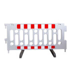 Barrière de chantier plastique avec pieds mobiles