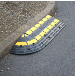 Rampes d’accès fixes en caoutchouc 35 à 200 mm Jusqu’à 40 tonnes