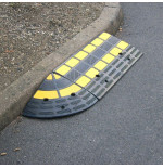 Rampes d’accès fixes en caoutchouc 35 à 200 mm Jusqu’à 40 tonnes