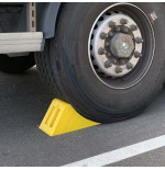 Cale roue poids lourds PEHD – Infranchissable & conforme | IDEQUIP