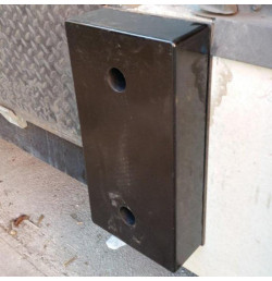 Platine de fixation pour butoir de quai – Acier | IDEQUIP