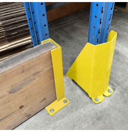 Support madrier extrémité pour protection de rack