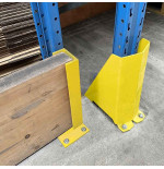 Support madrier extrémité pour protection de rack