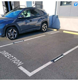Séparateur de voie franchissable en caoutchouc 700 à 1200 mm | IDEQUIP