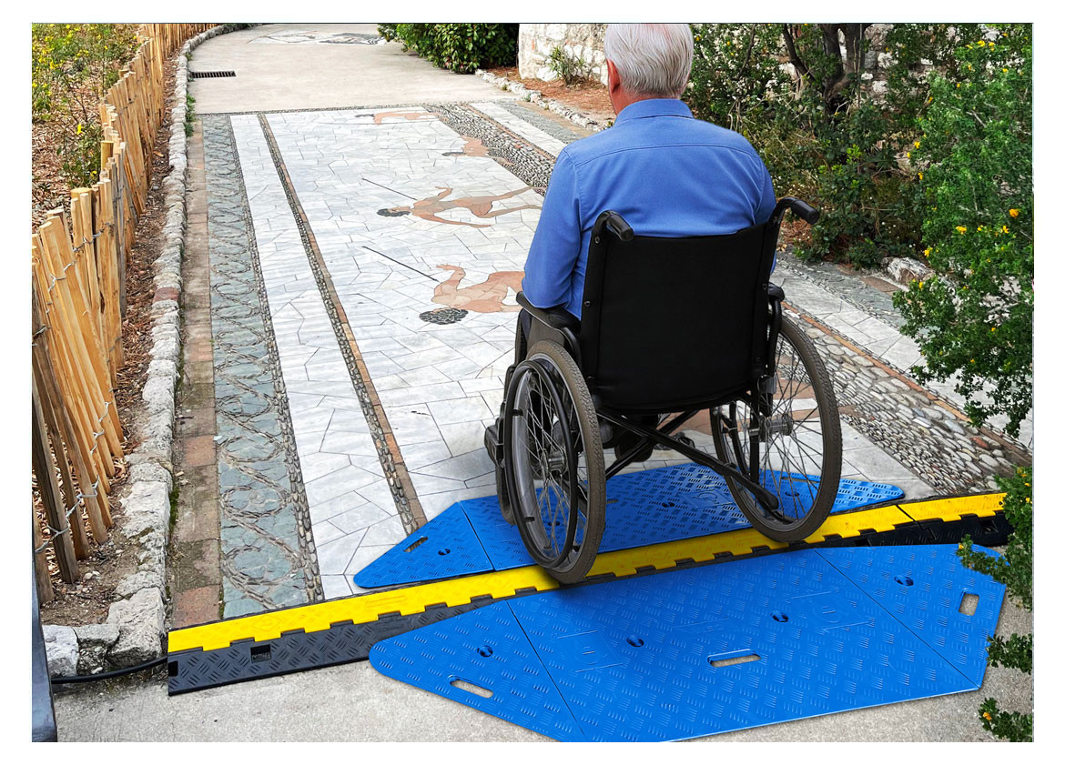 IDEQUIP facilite l’accessibilité avec ses nouvelles rampes PMR pour protections de câbles